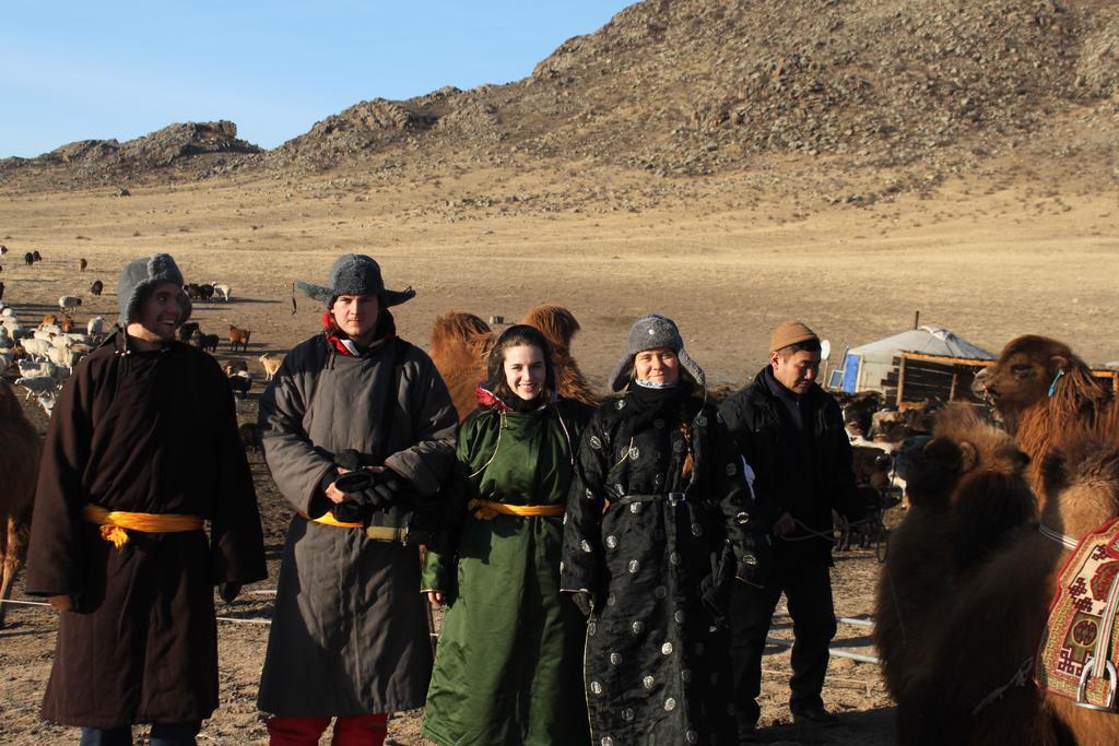 Top Tour & Guesthouse Mongolia Улан-Батор Экстерьер фото